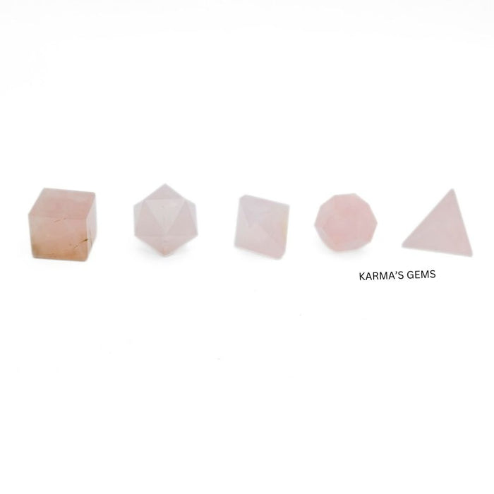 ENSEMBLE DE 5 GÉOMÉTRIES EN QUARTZ ROSE