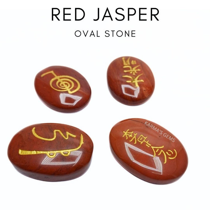 GRAVIERTER OVALER STEIN AUS ROTEM JASPIS